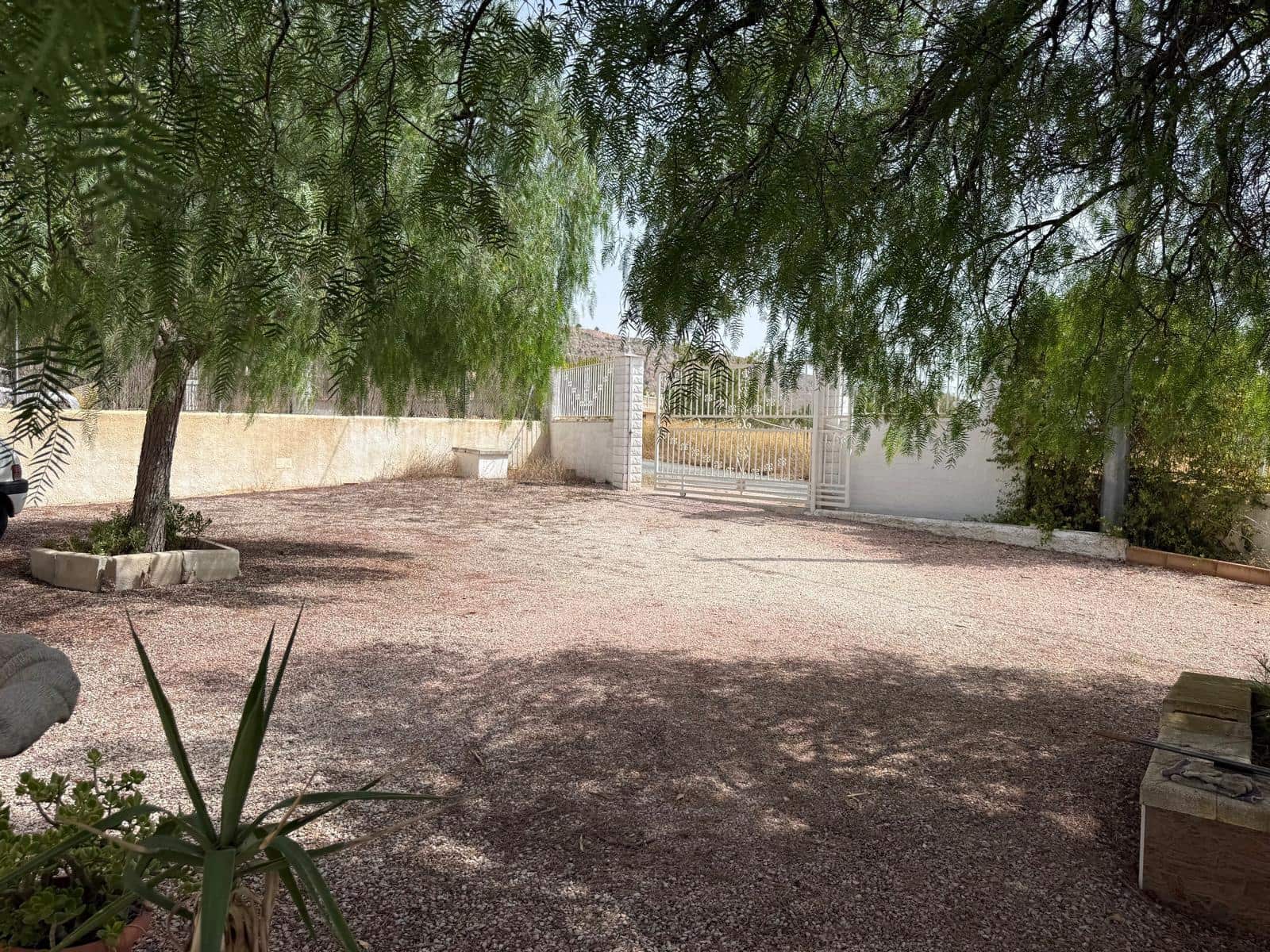 4 bedroom Finca/Country House for sale in La Romana with pool garage - € 274,950 (Ref: 9968407)