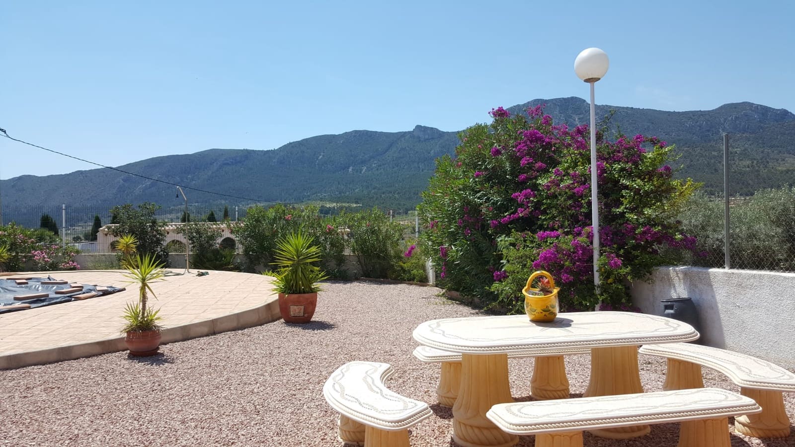 4 bedroom Finca/Country House for sale in La Romana with pool garage - € 274,950 (Ref: 9968407)