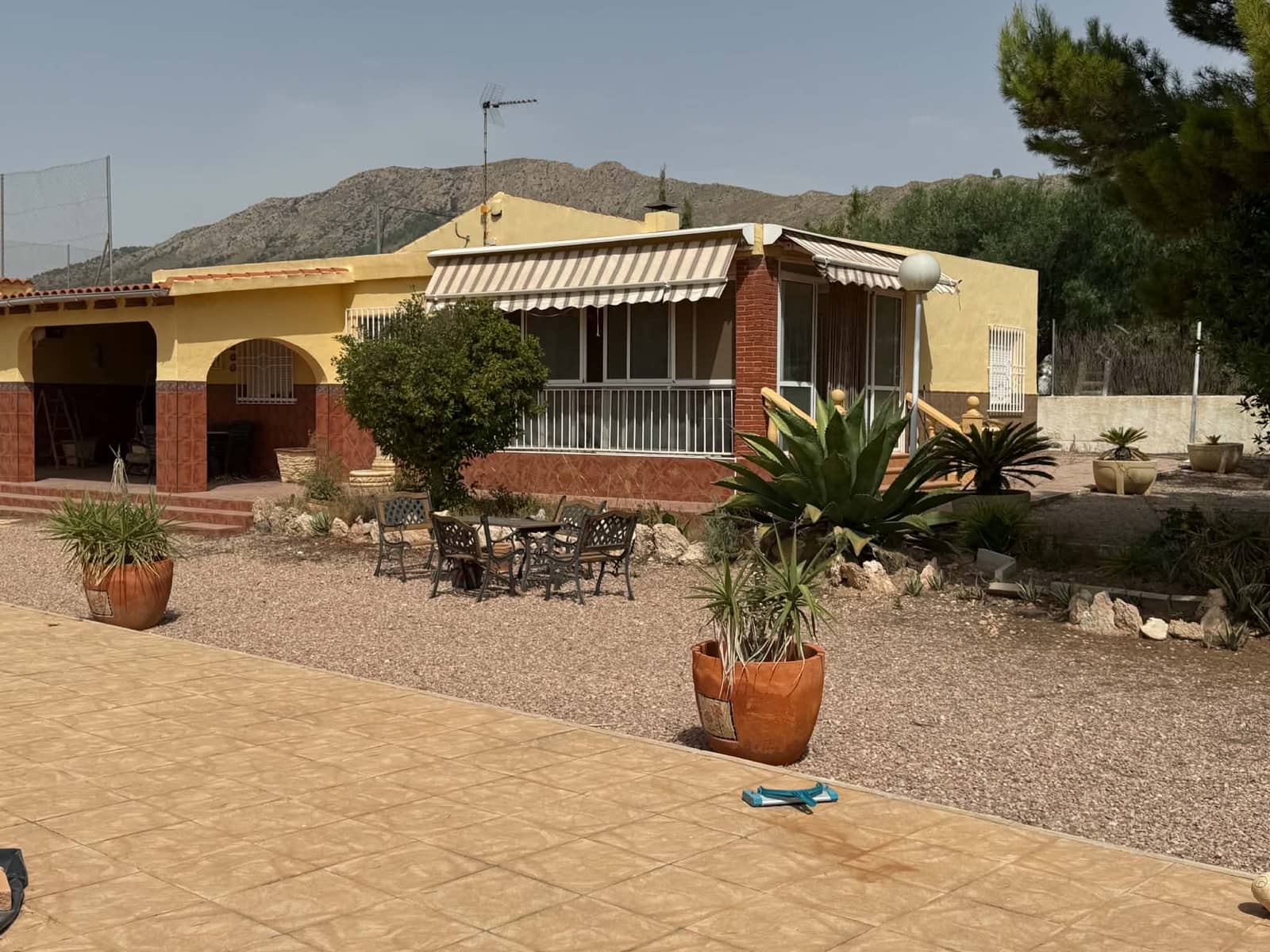 4 bedroom Finca/Country House for sale in La Romana with pool garage - € 274,950 (Ref: 9968407)