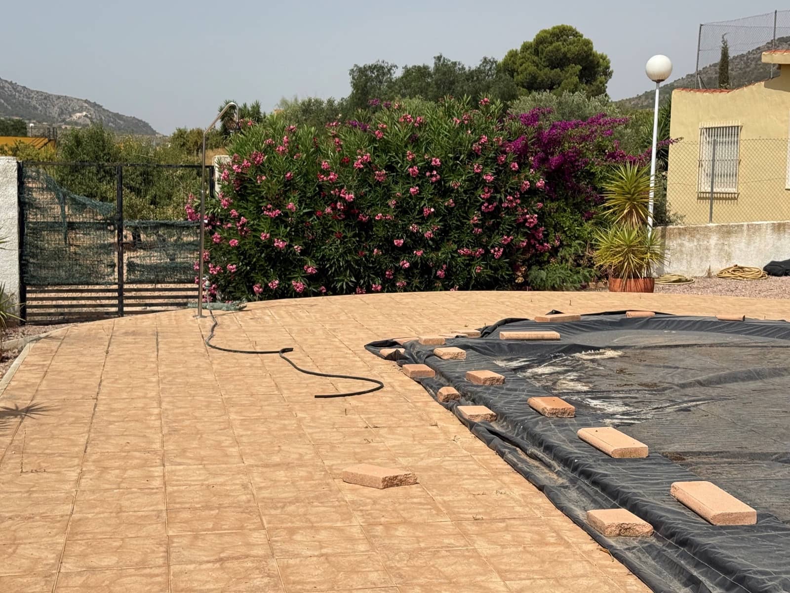 4 bedroom Finca/Country House for sale in La Romana with pool garage - € 274,950 (Ref: 9968407)
