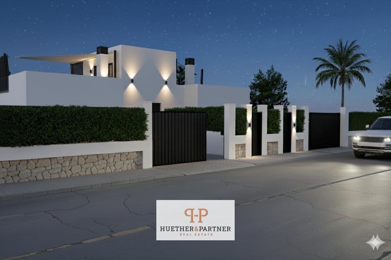 3 soveværelse Byhus til salg i Cala d'Or med swimmingpool - € 1.690.000 (Ref: 10039157)