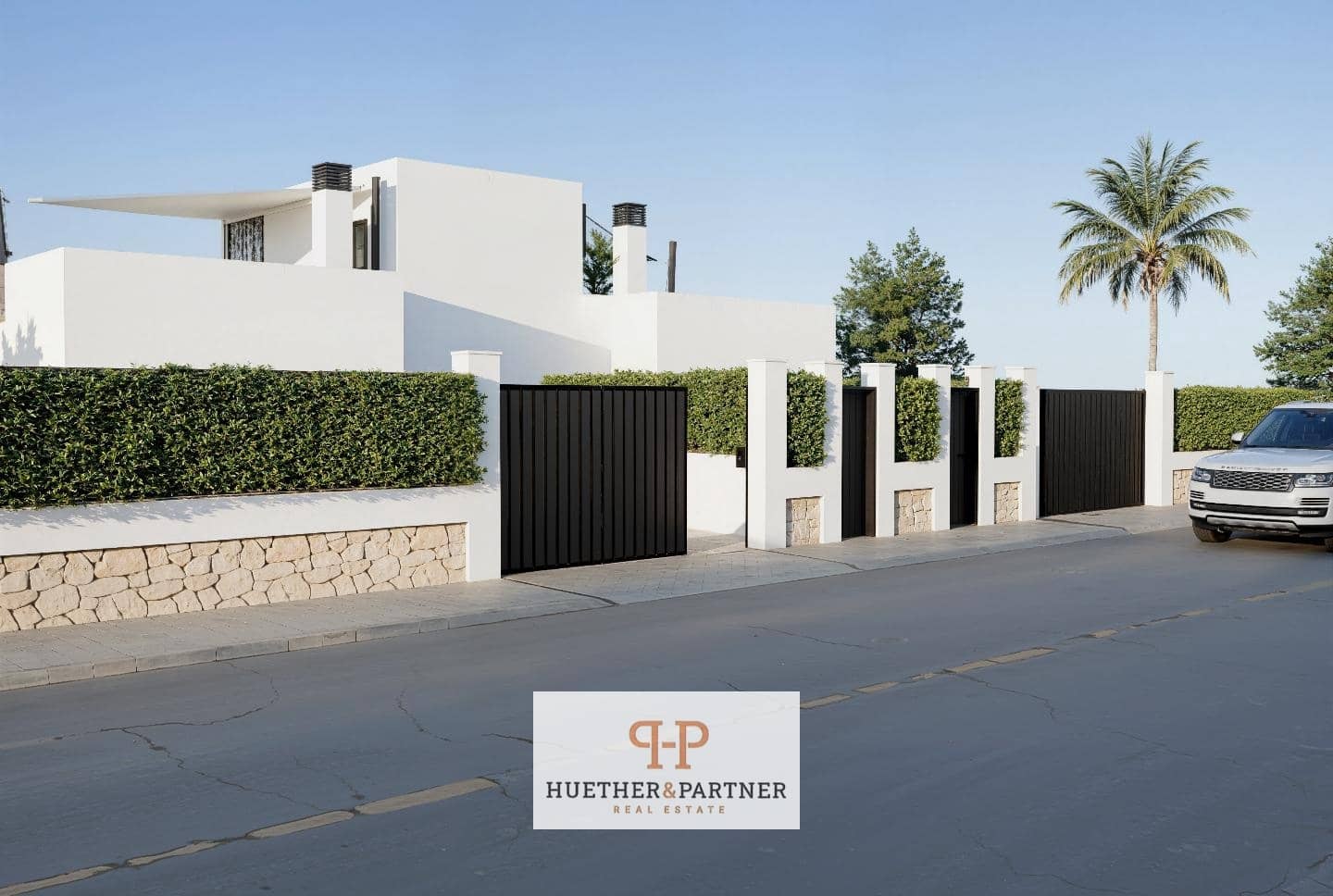 3 soveværelse Byhus til salg i Cala d'Or med swimmingpool - € 1.690.000 (Ref: 10039157)