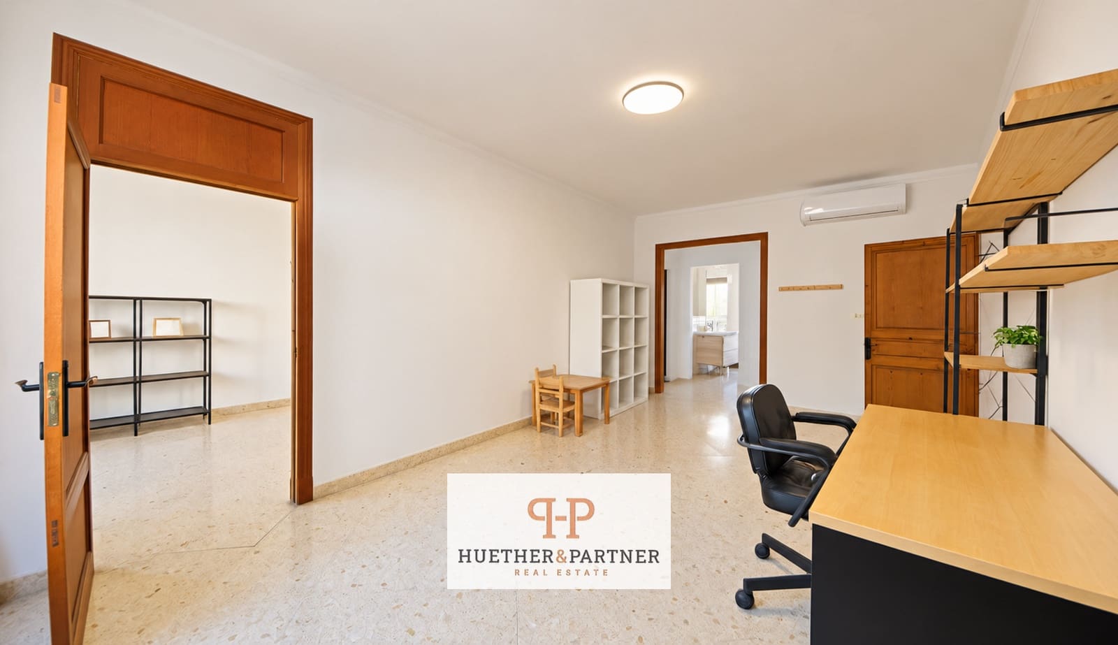 4 bedroom Terraced Villa for sale in Manacor with garage - € 669,000 (Ref: 10121191)