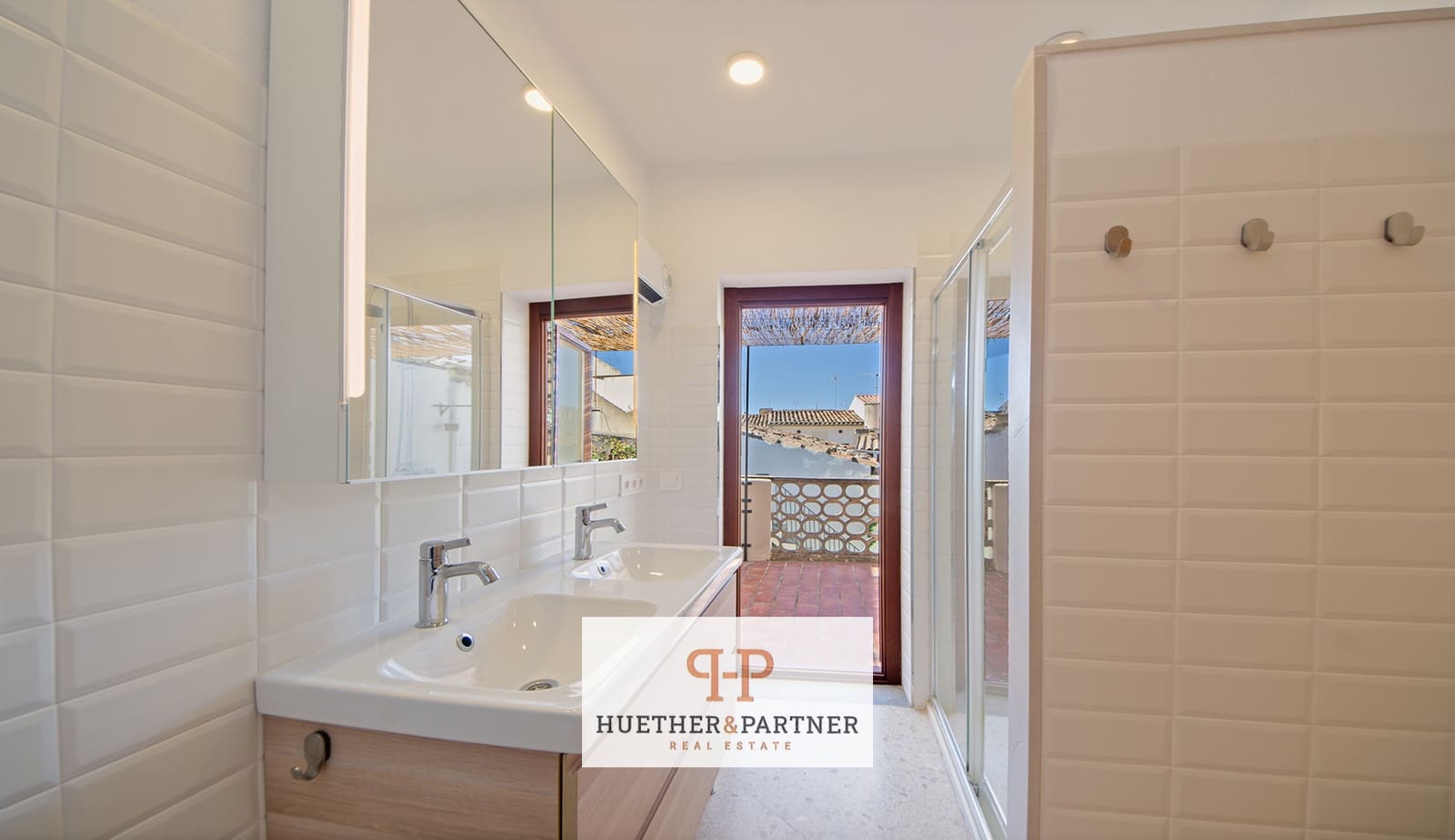 4 bedroom Terraced Villa for sale in Manacor with garage - € 669,000 (Ref: 10121191)