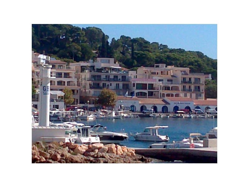 3 bedroom Flat for rent in Cala Ratjada - € 1,900 (Ref: 10148389)