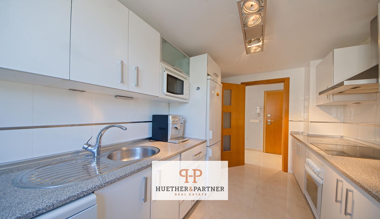 2 soverom Leilighet til salgs i Calas de Mallorca med svømmebasseng garasje - € 329 000 (Ref: 10170242)