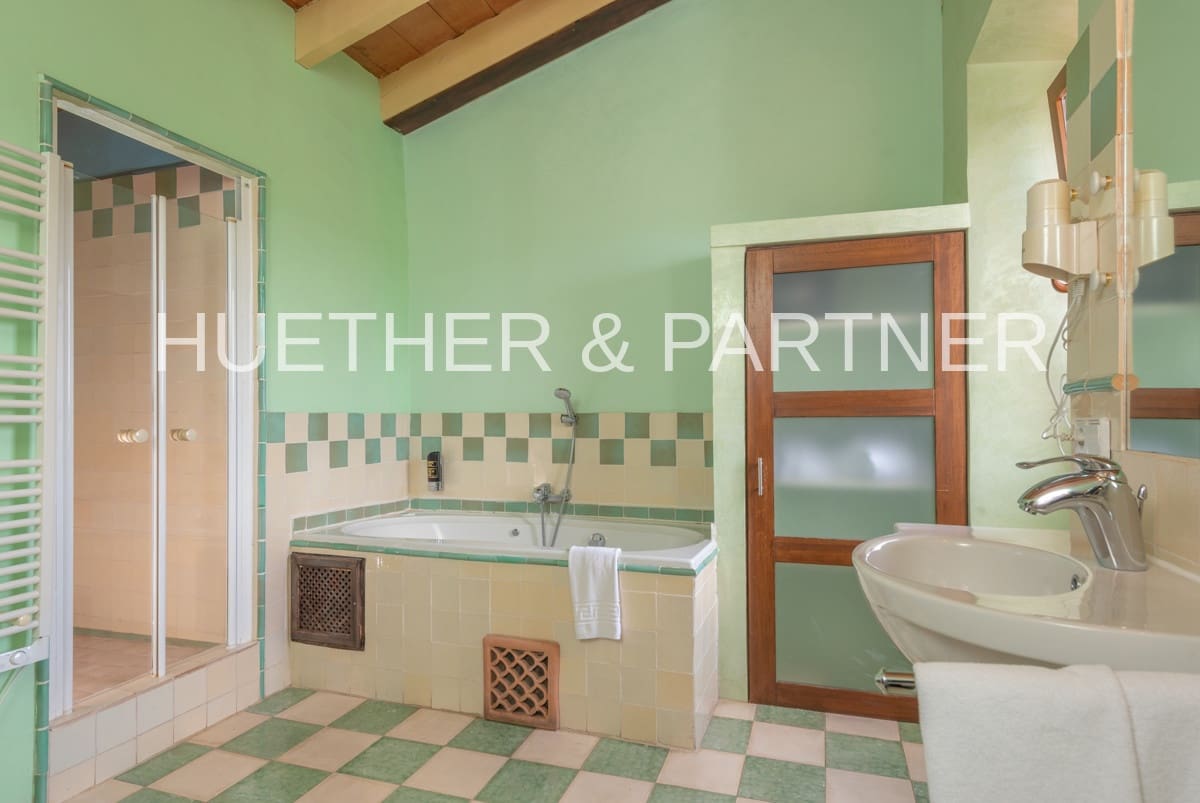 8 soverom Hus til salgs i Arta - € 3 400 000 (Ref: 5810965)