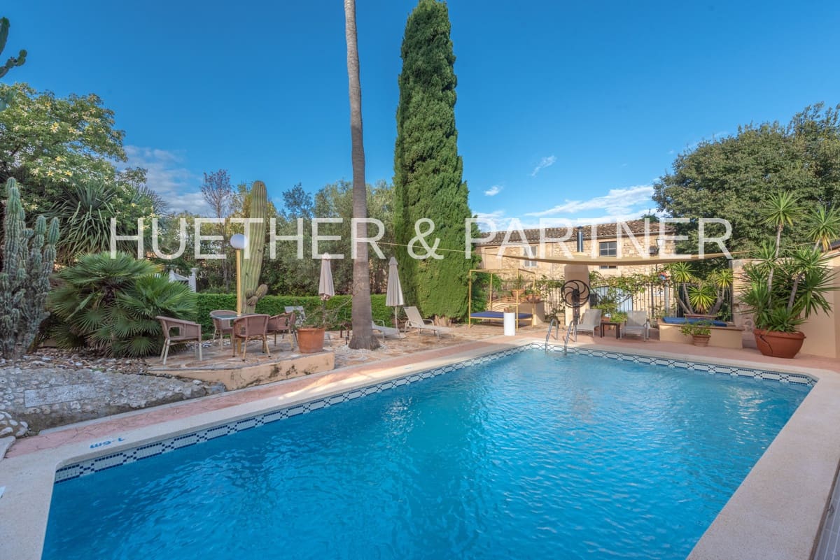 8 soverom Hus til salgs i Arta - € 3 400 000 (Ref: 5810965)