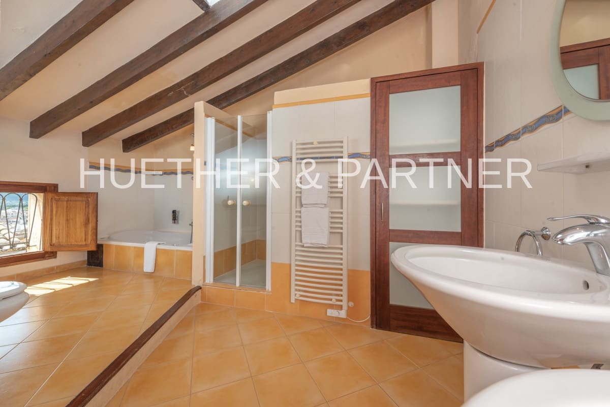 8 soverom Hus til salgs i Arta - € 3 400 000 (Ref: 5810965)