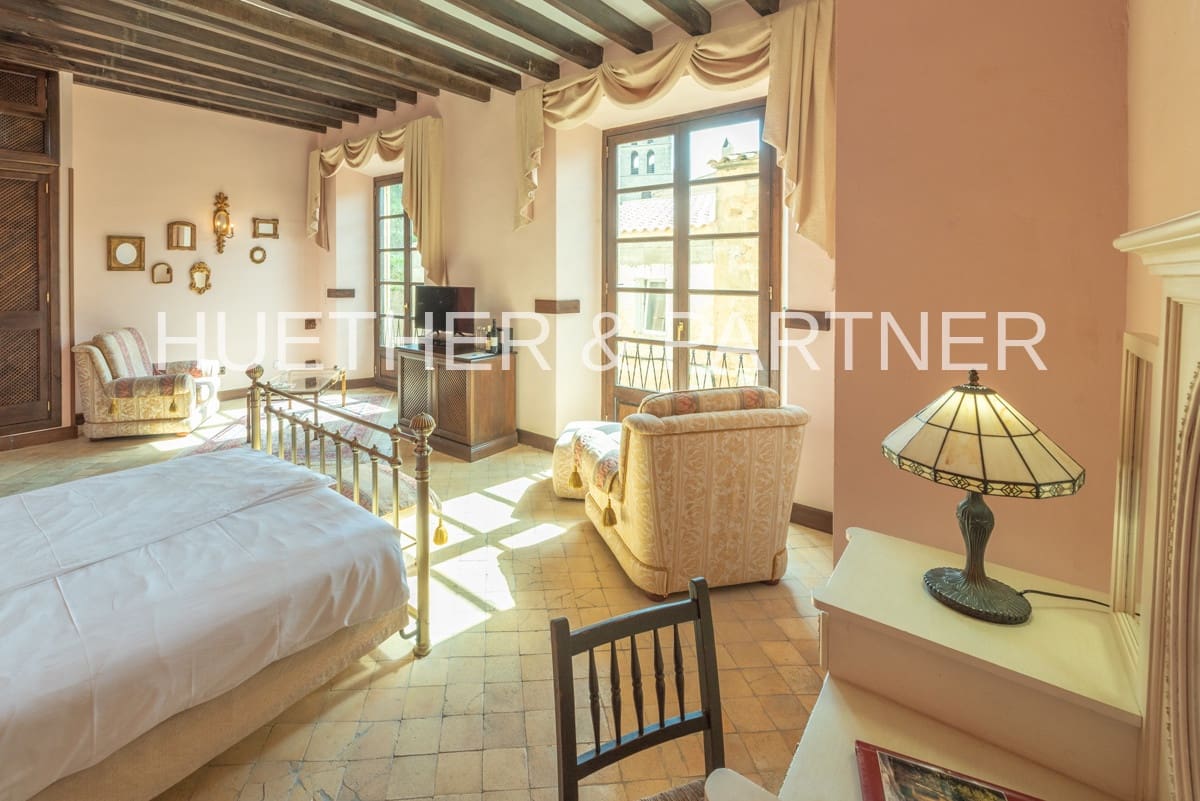 8 soverom Hus til salgs i Arta - € 3 400 000 (Ref: 5810965)