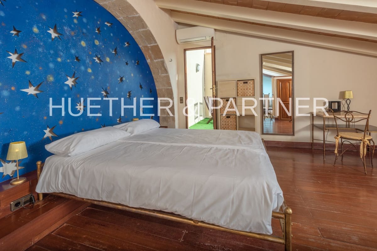 8 soverom Hus til salgs i Arta - € 3 400 000 (Ref: 5810965)