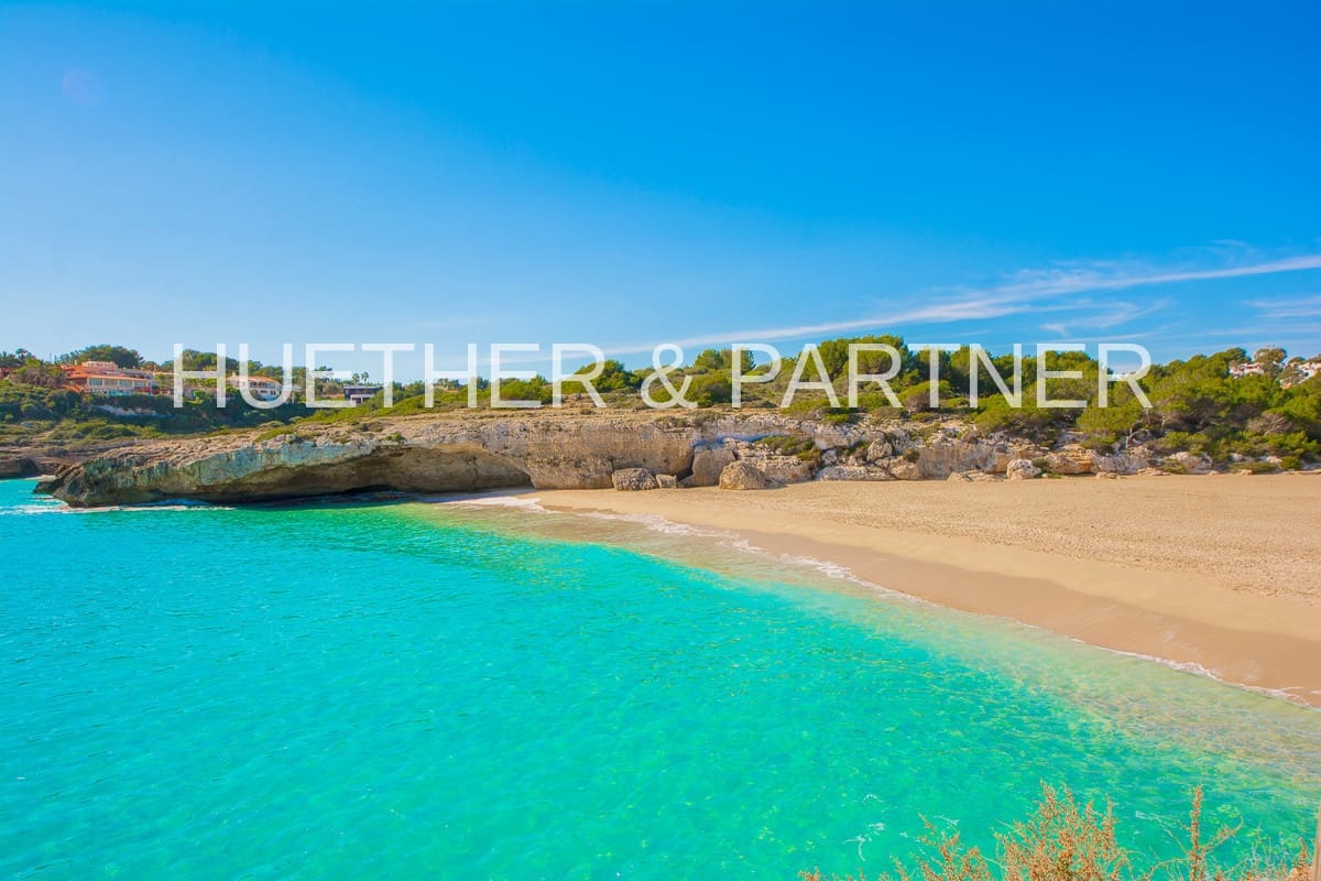 1 slaapkamer Flat te koop in Calas de Mallorca - € 210.000 (Ref: 6254075)