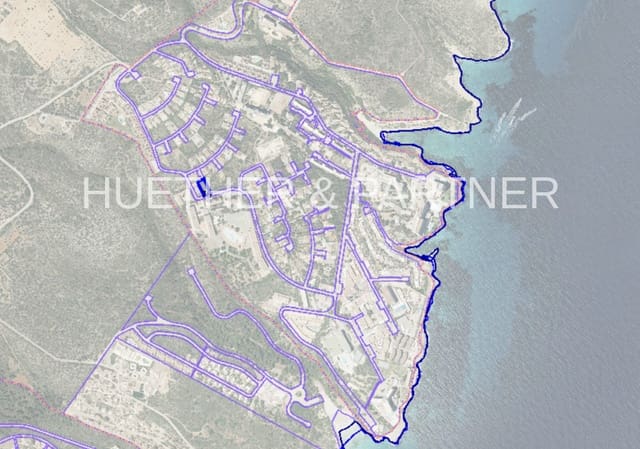 Rakentamaton maa myytävänä paikassa Calas de Mallorca, Manacor - 152 000 € (Ref: 7175300)