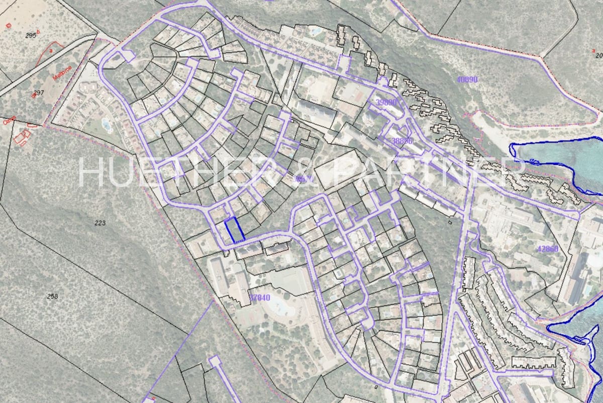 Rakentamaton maa myytävänä paikassa Calas de Mallorca - 152 000 € (Ref: 7175300)