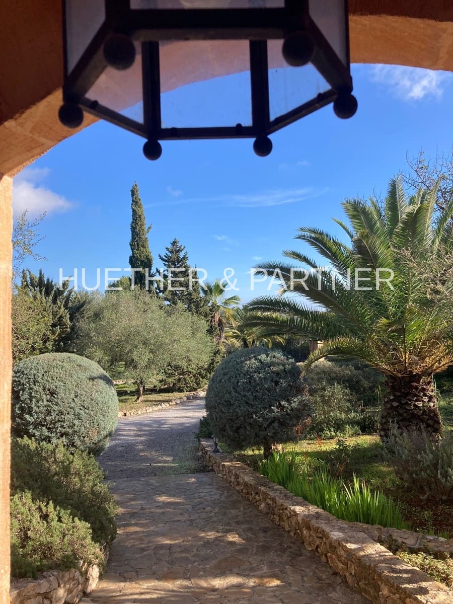 3 bedroom Finca/Country House for sale in Portocristo / Port de Manacor - € 1,795,000 (Ref: 7319314)