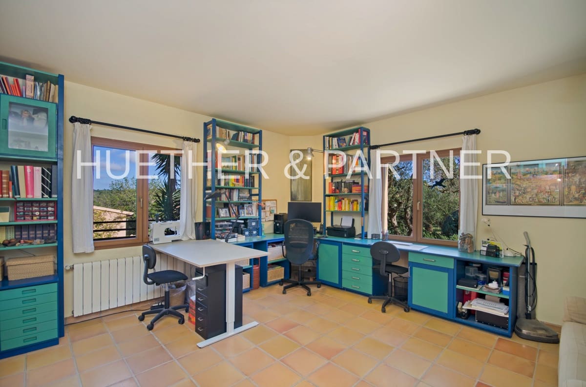 3 bedroom Finca/Country House for sale in Portocristo / Port de Manacor - € 1,795,000 (Ref: 7319314)