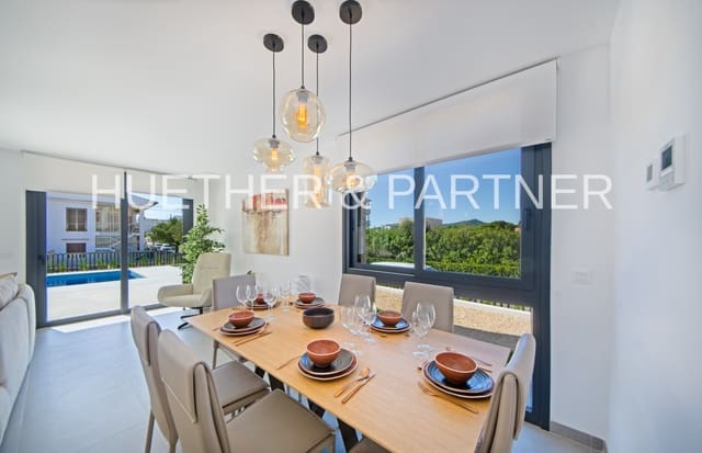 3 bedroom Townhouse for sale in Cala Ratjada, Capdepera - € 1,145,000 (Ref: 7404416)