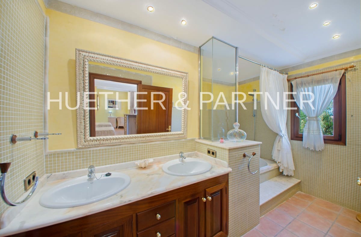 5 slaapkamer Villa te koop in Sa Coma - € 1.100.000 (Ref: 7483366)