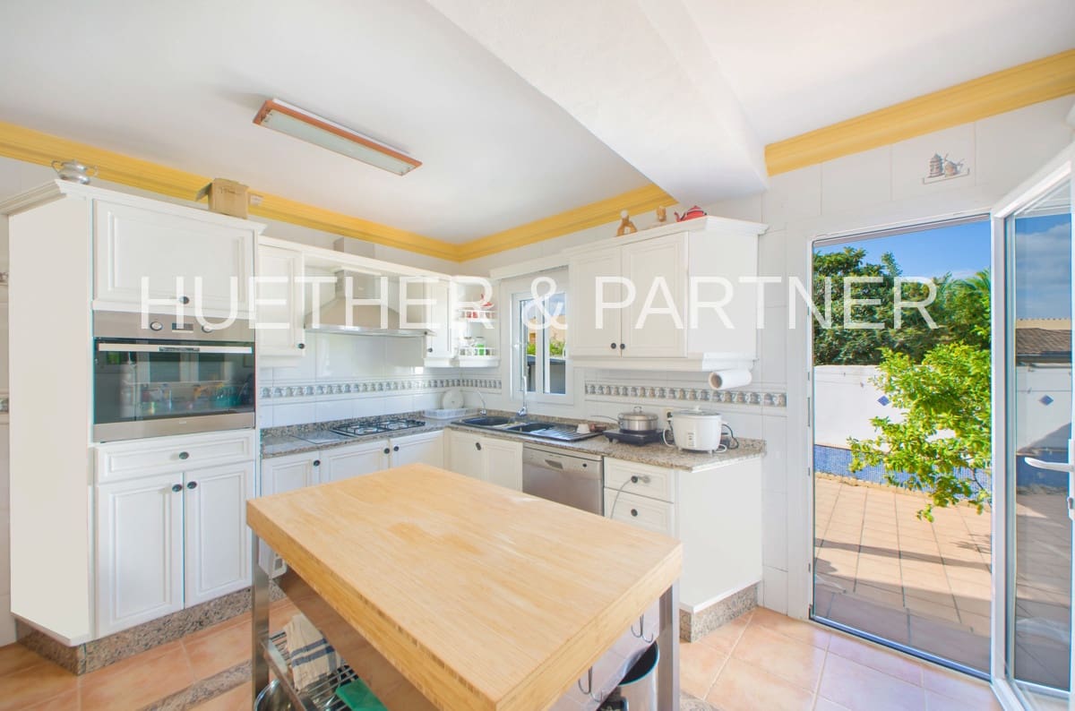 3 slaapkamer Huis te koop in Portocolom - € 550.000 (Ref: 7731979)