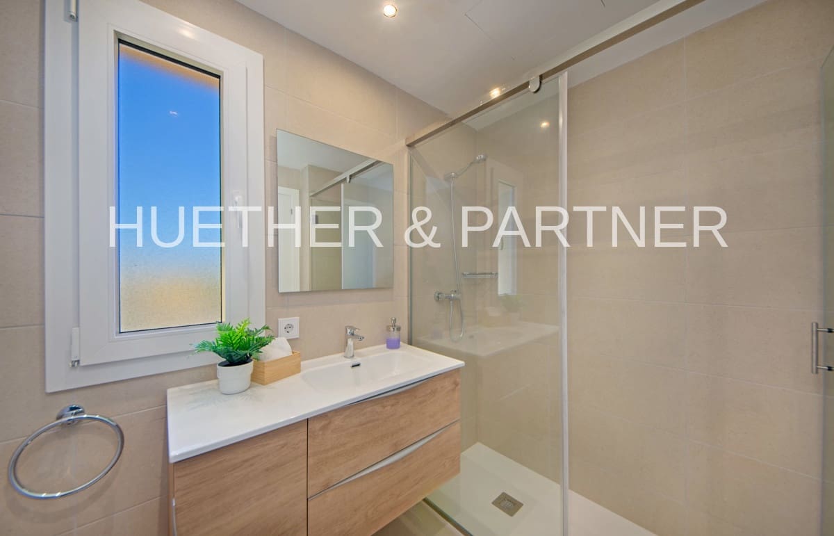 2 bedroom Townhouse for sale in Sa Rapita / La Rapita - € 695,000 (Ref: 7945631)