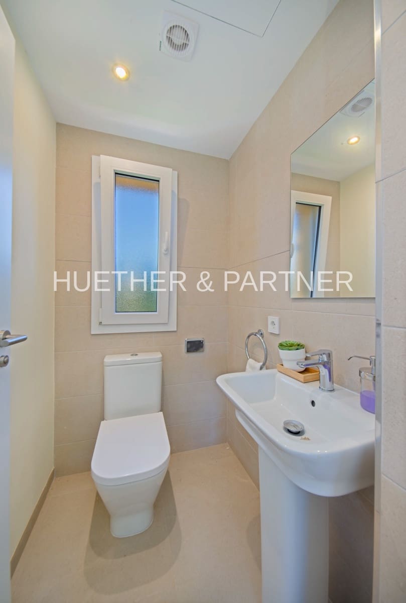 2 bedroom Townhouse for sale in Sa Rapita / La Rapita - € 695,000 (Ref: 7945631)