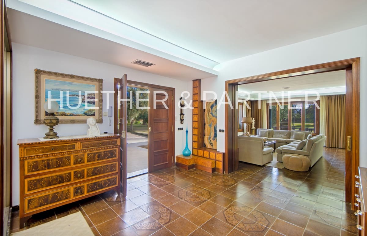 5 bedroom Townhouse for sale in Portocristo / Port de Manacor - € 1,350,000 (Ref: 8141359)