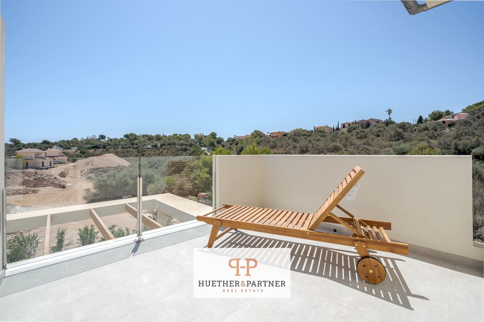 3 sypialnia Dom na sprzedaż w Cala Romantica z basenem garażem - 452 423 € (Ref: 8435200)
