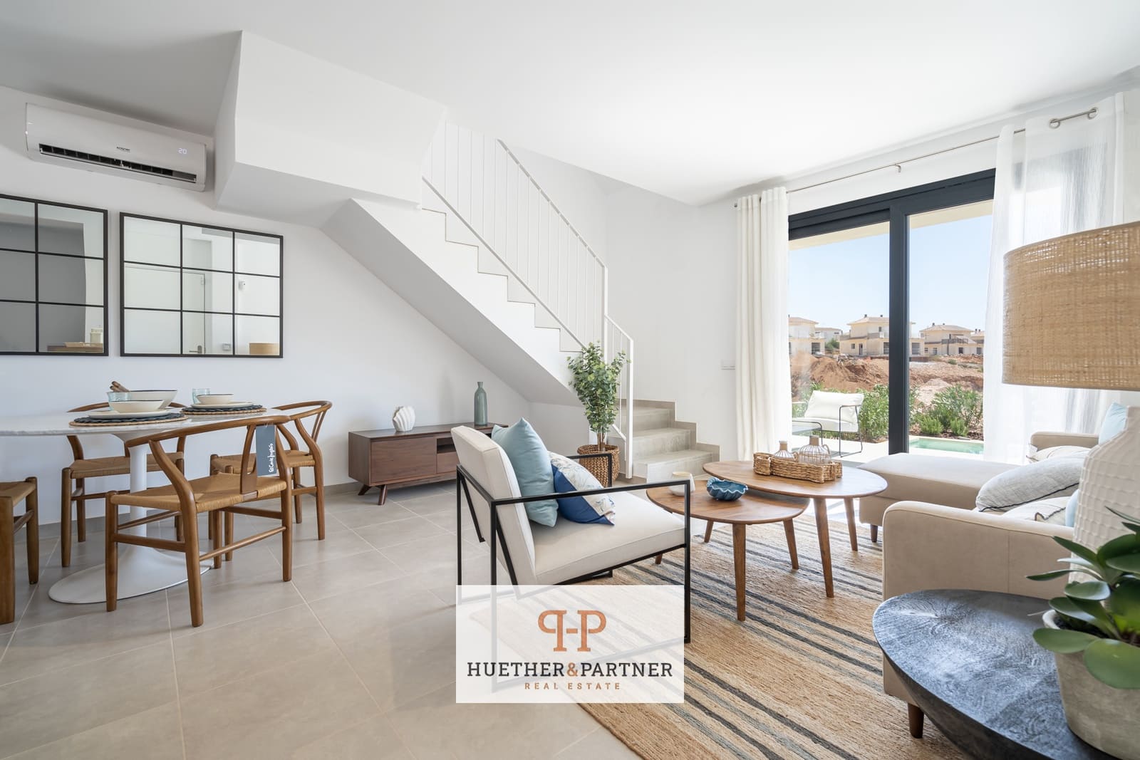 3 sypialnia Dom na sprzedaż w Cala Romantica z basenem garażem - 452 423 € (Ref: 8435200)