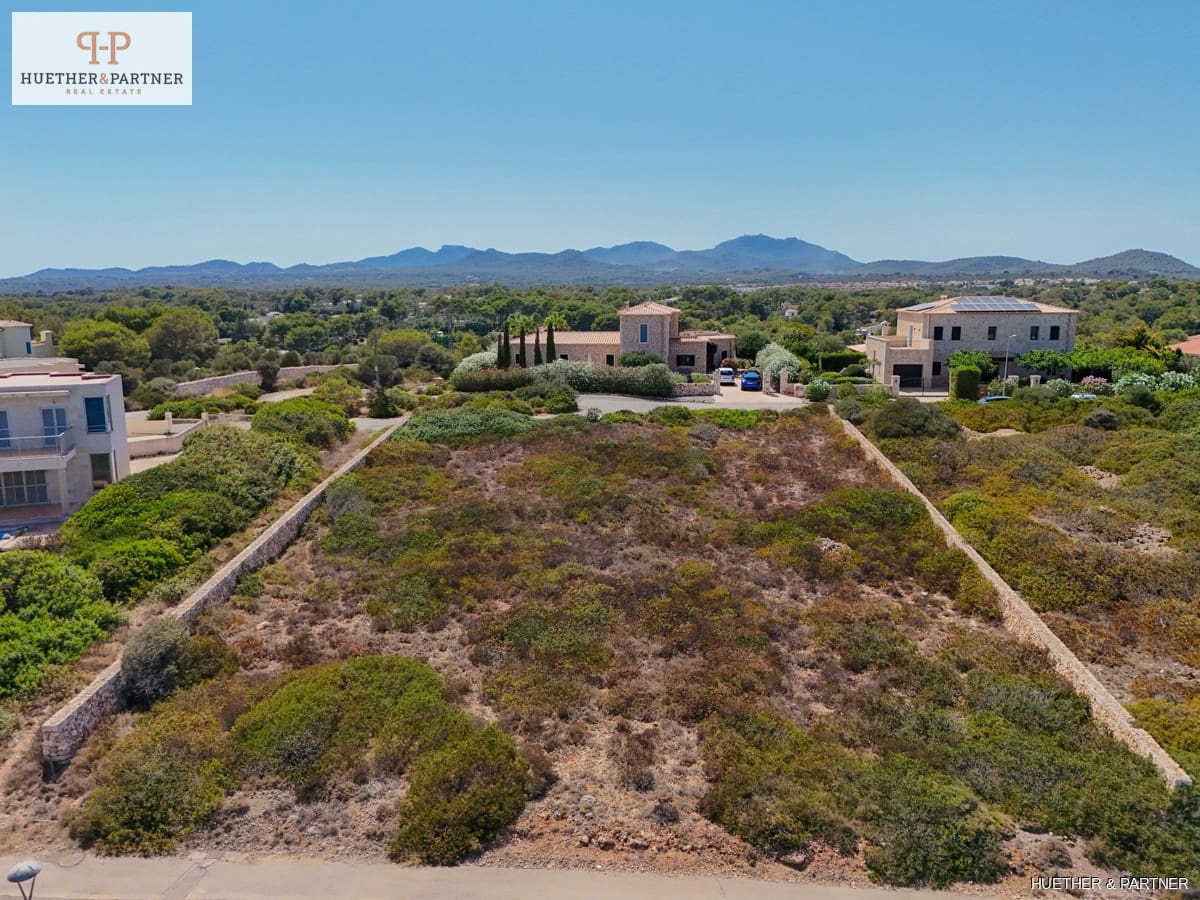 Ubebygd land til salgs i Cala Murada - € 918 000 (Ref: 8458254)