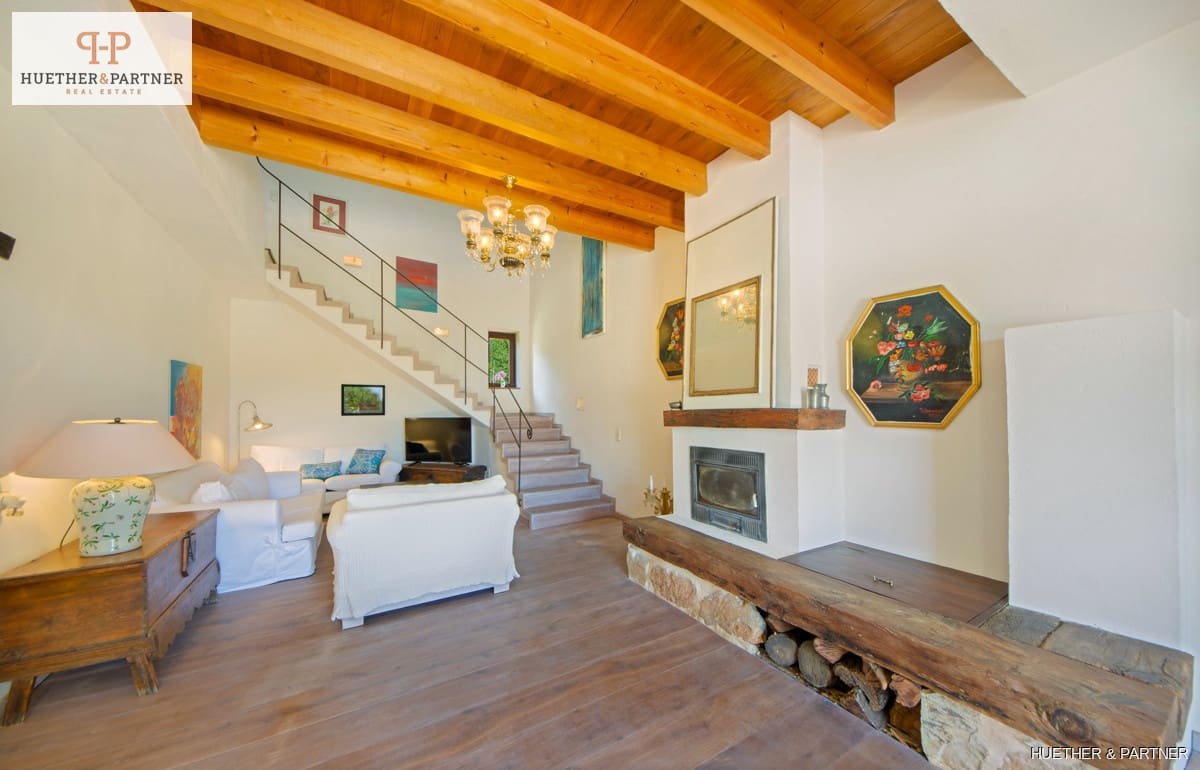 6 bedroom Finca/Country House for sale in Sant Llorenc des Cardassar - € 2,160,000 (Ref: 8495886)