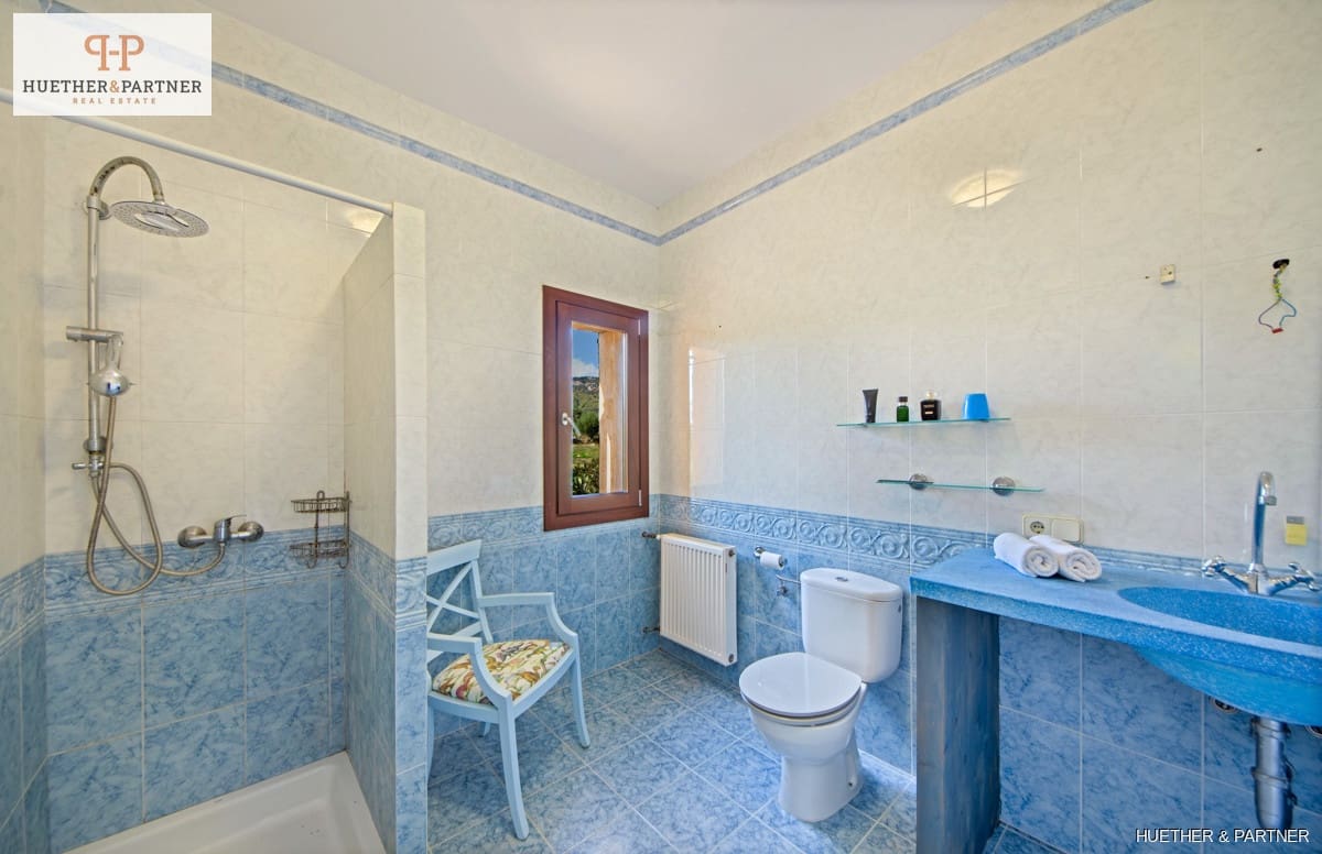 6 bedroom Finca/Country House for sale in Sant Llorenc des Cardassar - € 2,160,000 (Ref: 8495886)