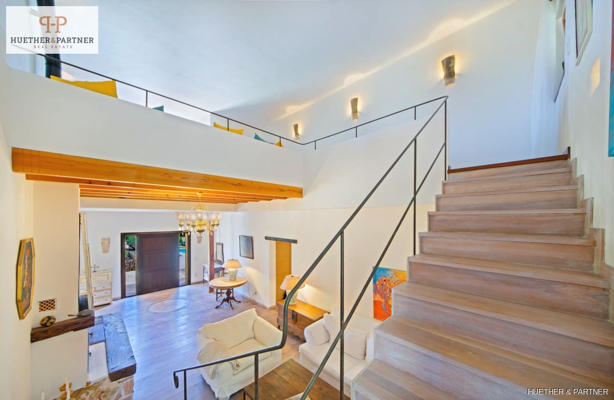 6 bedroom Finca/Country House for sale in Sant Llorenc des Cardassar - € 2,160,000 (Ref: 8495886)