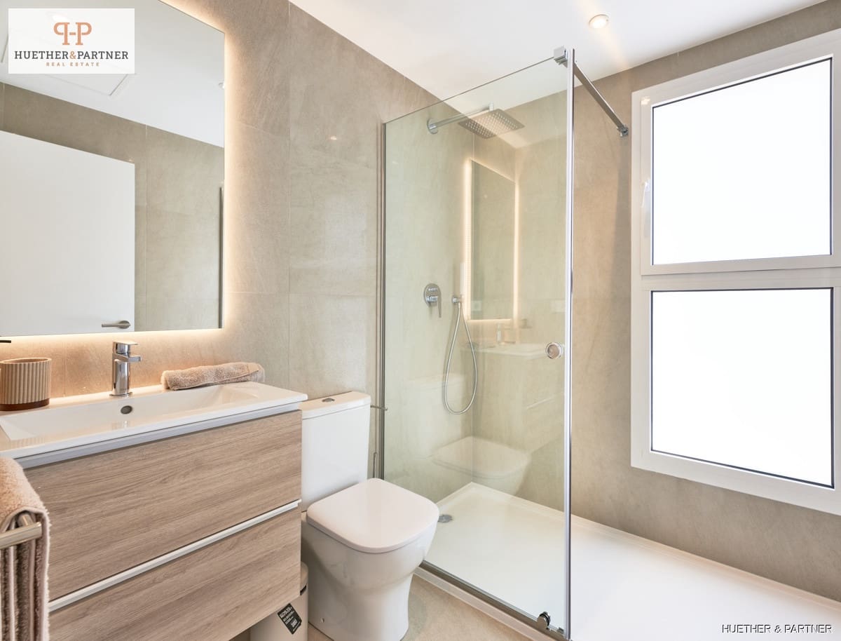 Piso de 2 habitaciones en Cala d'Or en venta - 410.000 € (Ref: 8517303)