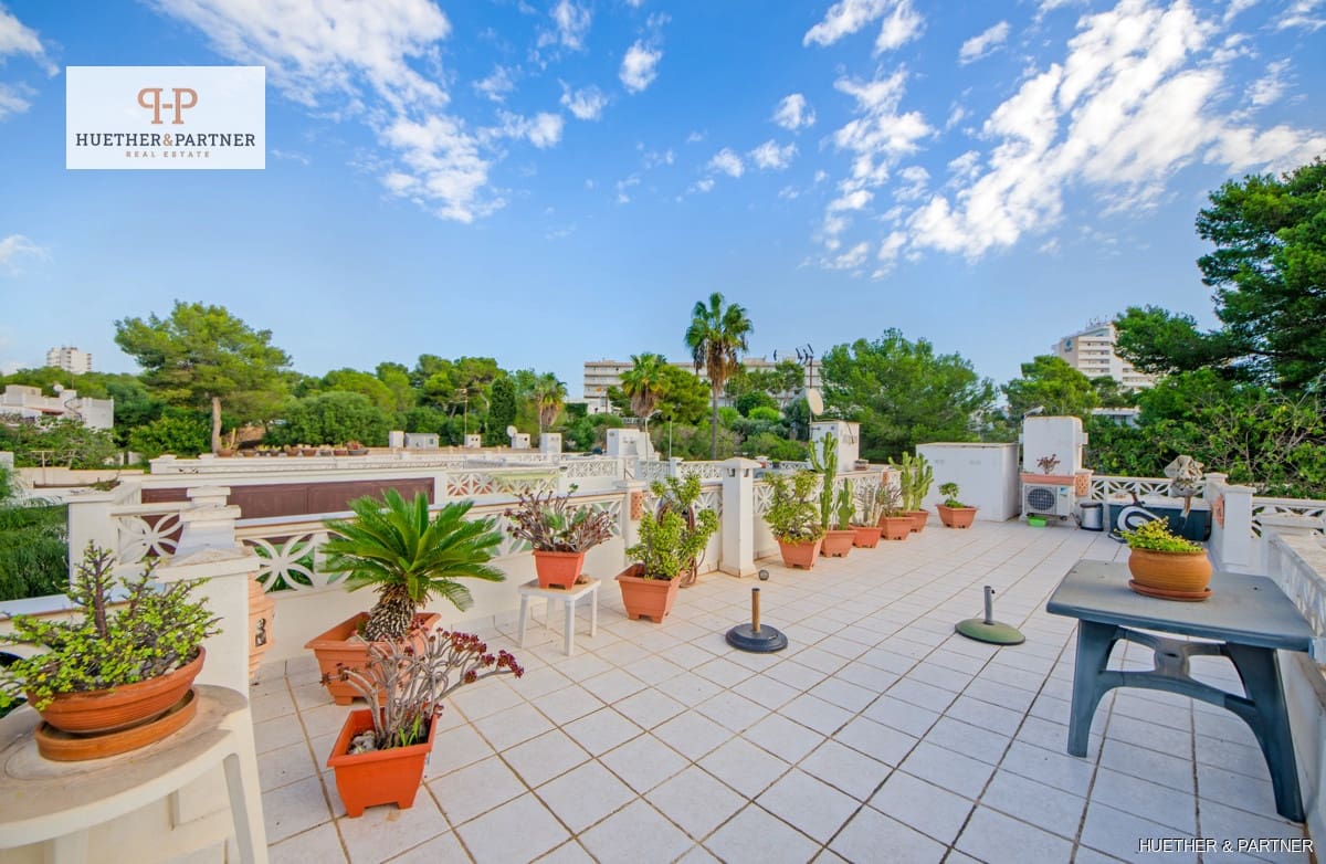 2 bedroom Flat for sale in Calas de Mallorca - € 249,000 (Ref: 8591854)