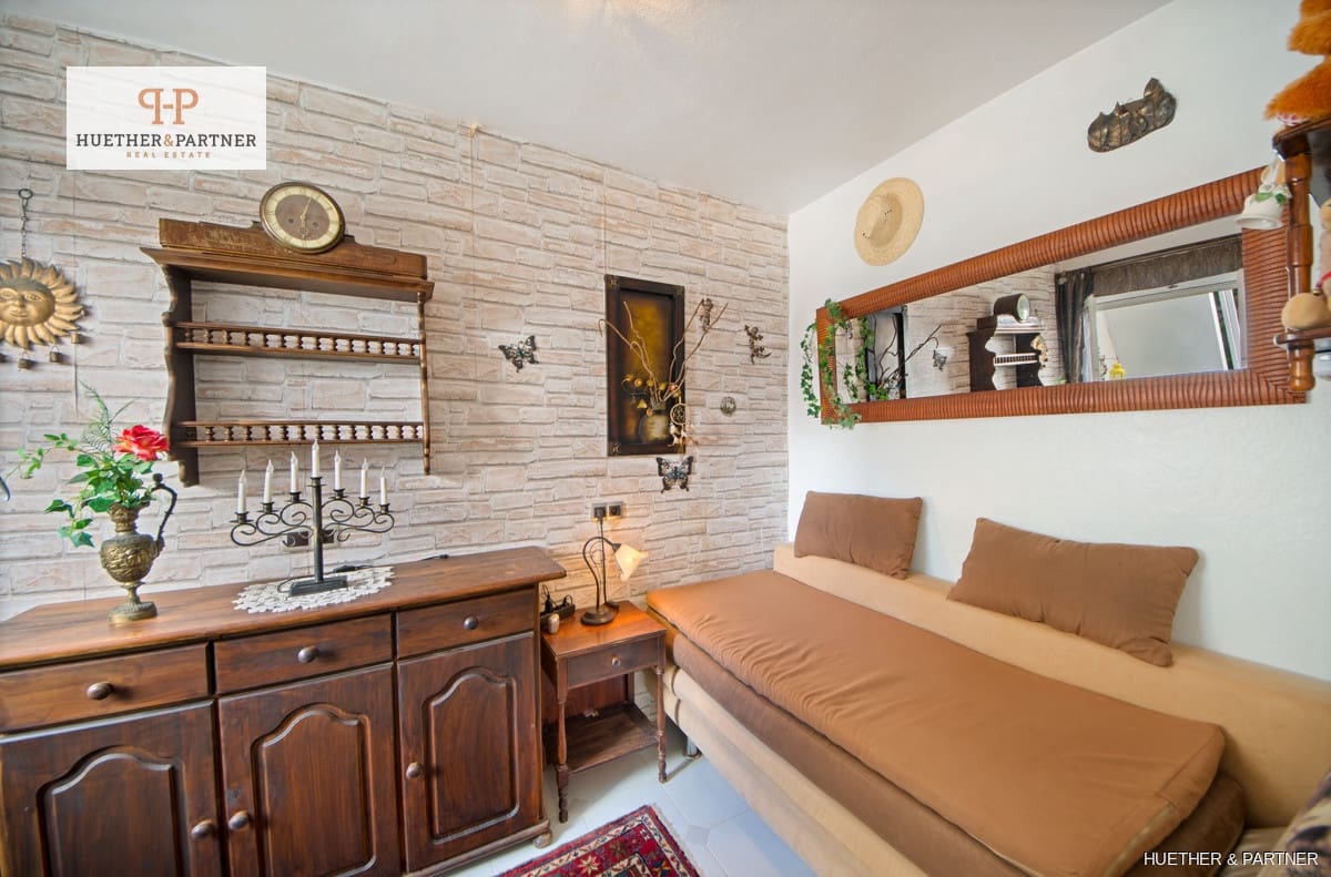 2 bedroom Flat for sale in Calas de Mallorca - € 249,000 (Ref: 8591854)