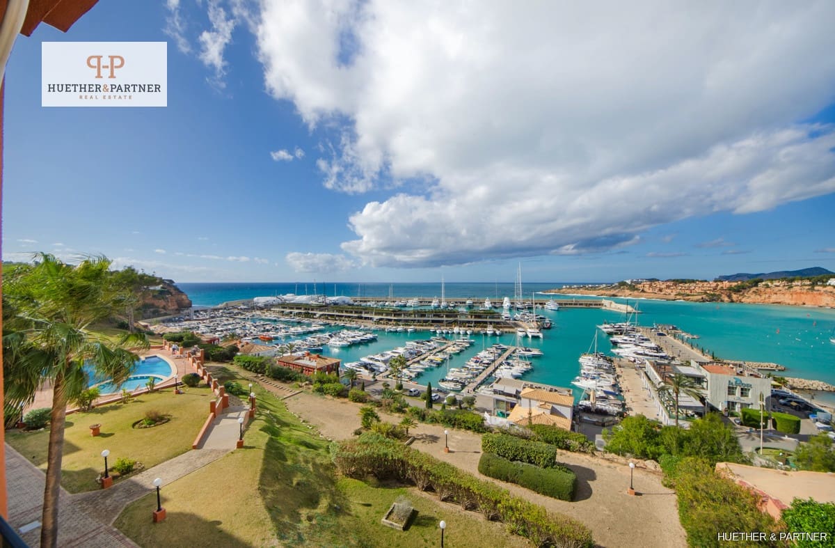 2 slaapkamer Flat te koop in El Toro / Port Adriano - € 1.195.000 (Ref: 8788920)