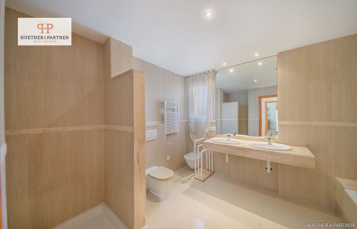 3 bedroom Flat for sale in Santa Ponsa - € 820,000 (Ref: 8807540)