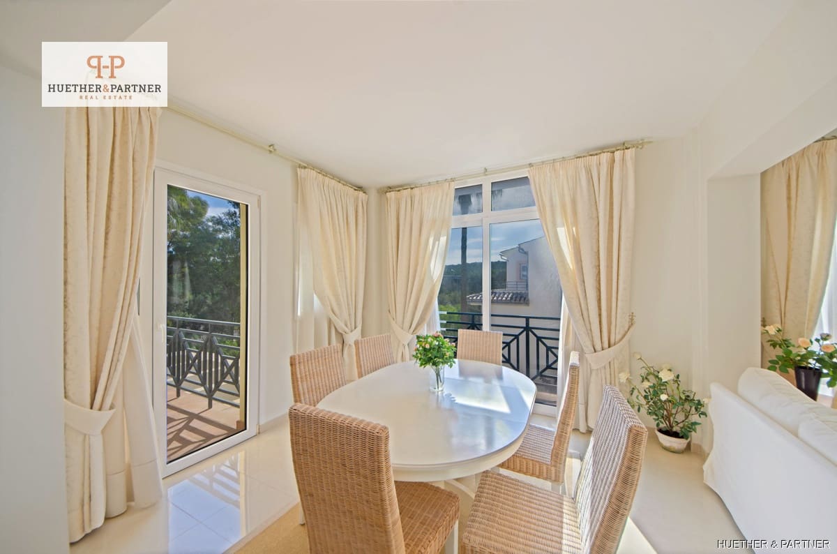 3 bedroom Flat for sale in Santa Ponsa - € 820,000 (Ref: 8807540)