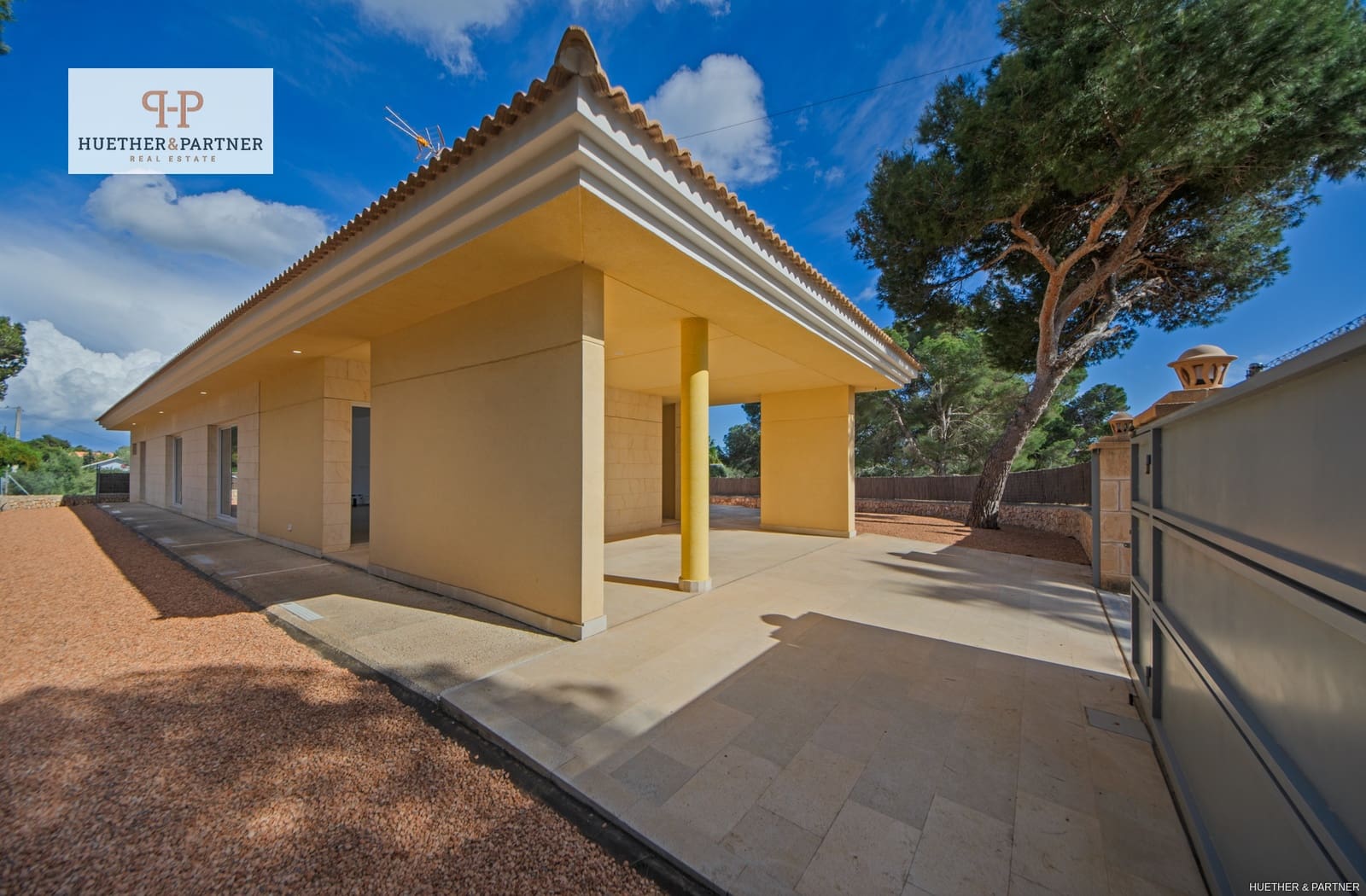 3 soveværelse Byhus til salg i Cala Pi - € 1.010.000 (Ref: 8948423)