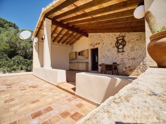 3 bedroom Finca/Country House for sale in Son Carrio, Sant Llorenç des Cardassar - € 1,850,000 (Ref: 8952308)
