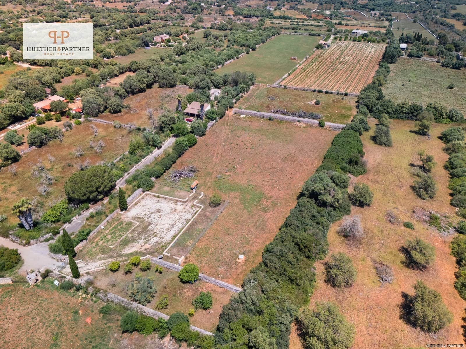 Rakentamaton maa myytävänä paikassa Santa Margalida - 295 000 € (Ref: 9004706)