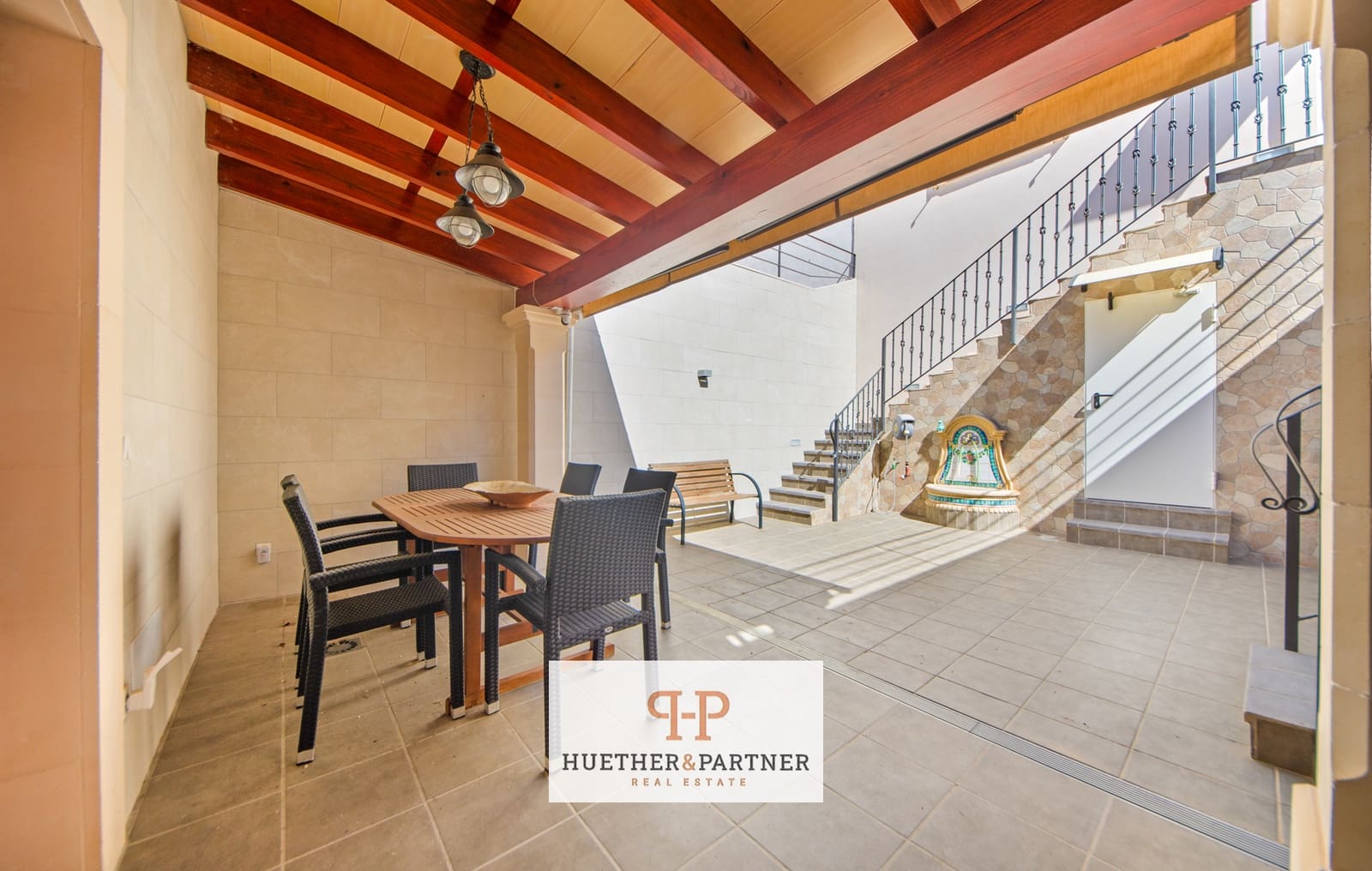 4 soveværelse Byhus til salg i Llucmajor - € 800.000 (Ref: 9075971)