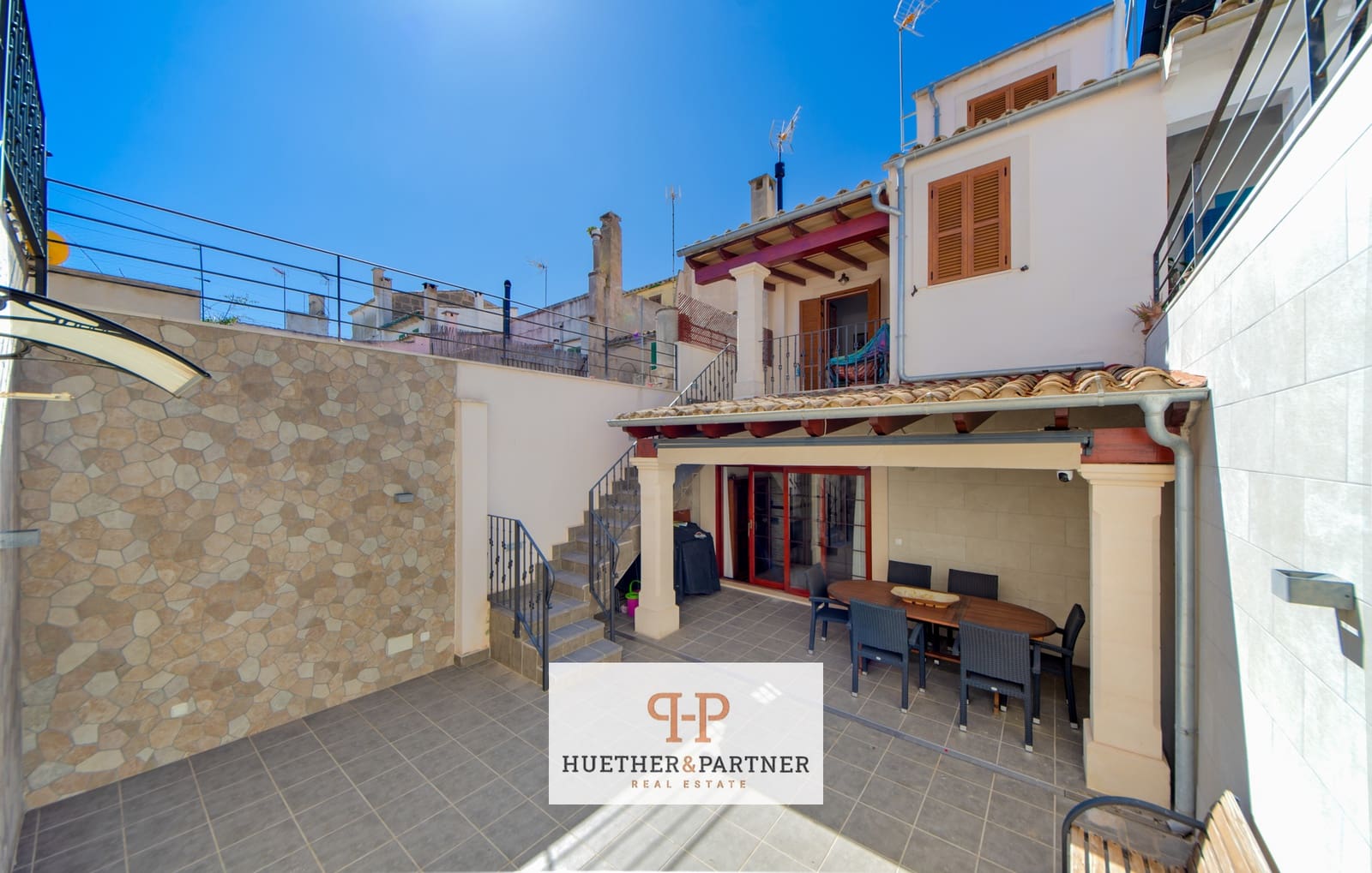 4 soveværelse Byhus til salg i Llucmajor - € 800.000 (Ref: 9075971)