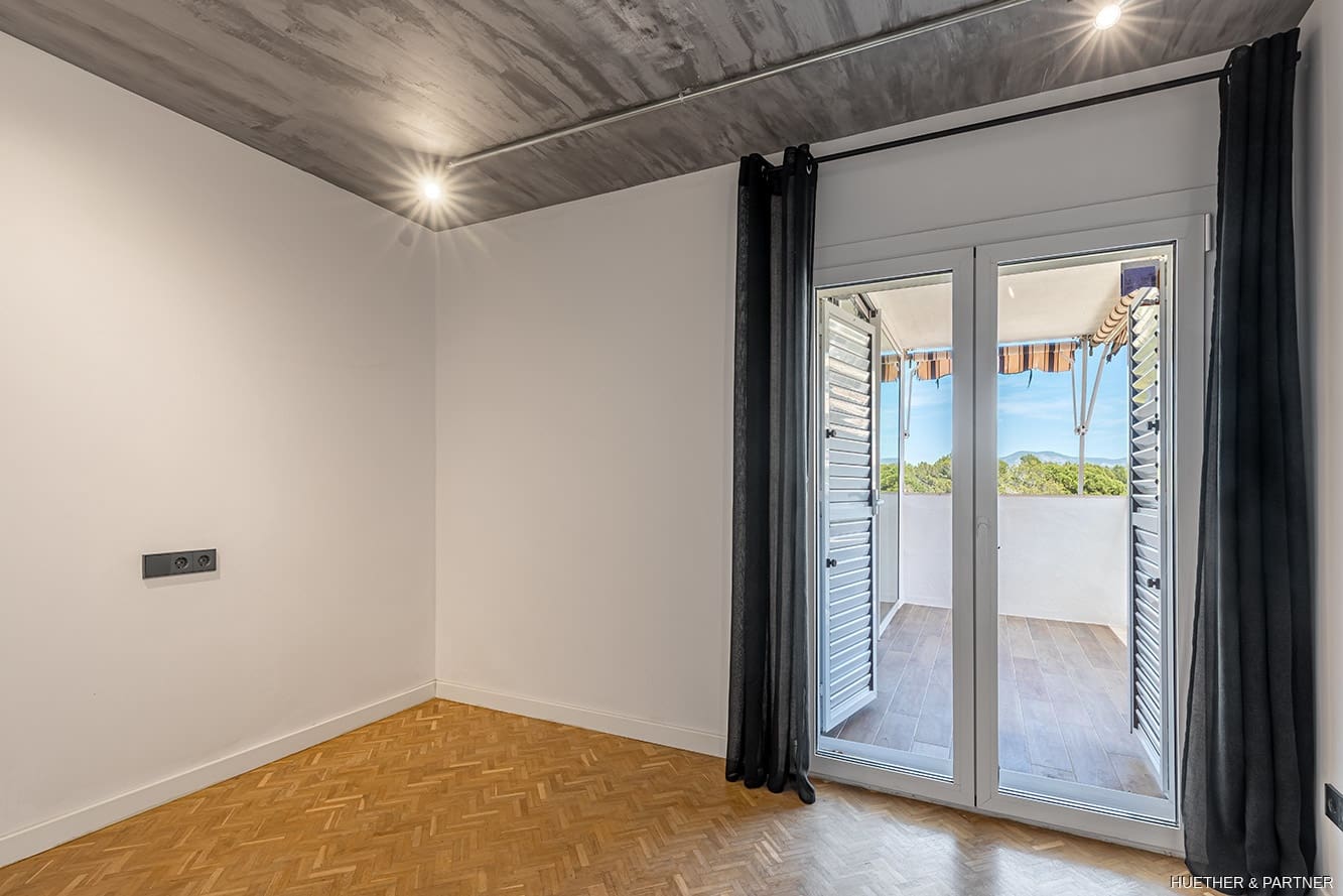 2 bedroom Flat for sale in El Toro / Port Adriano - € 1,195,000 (Ref: 9099079)