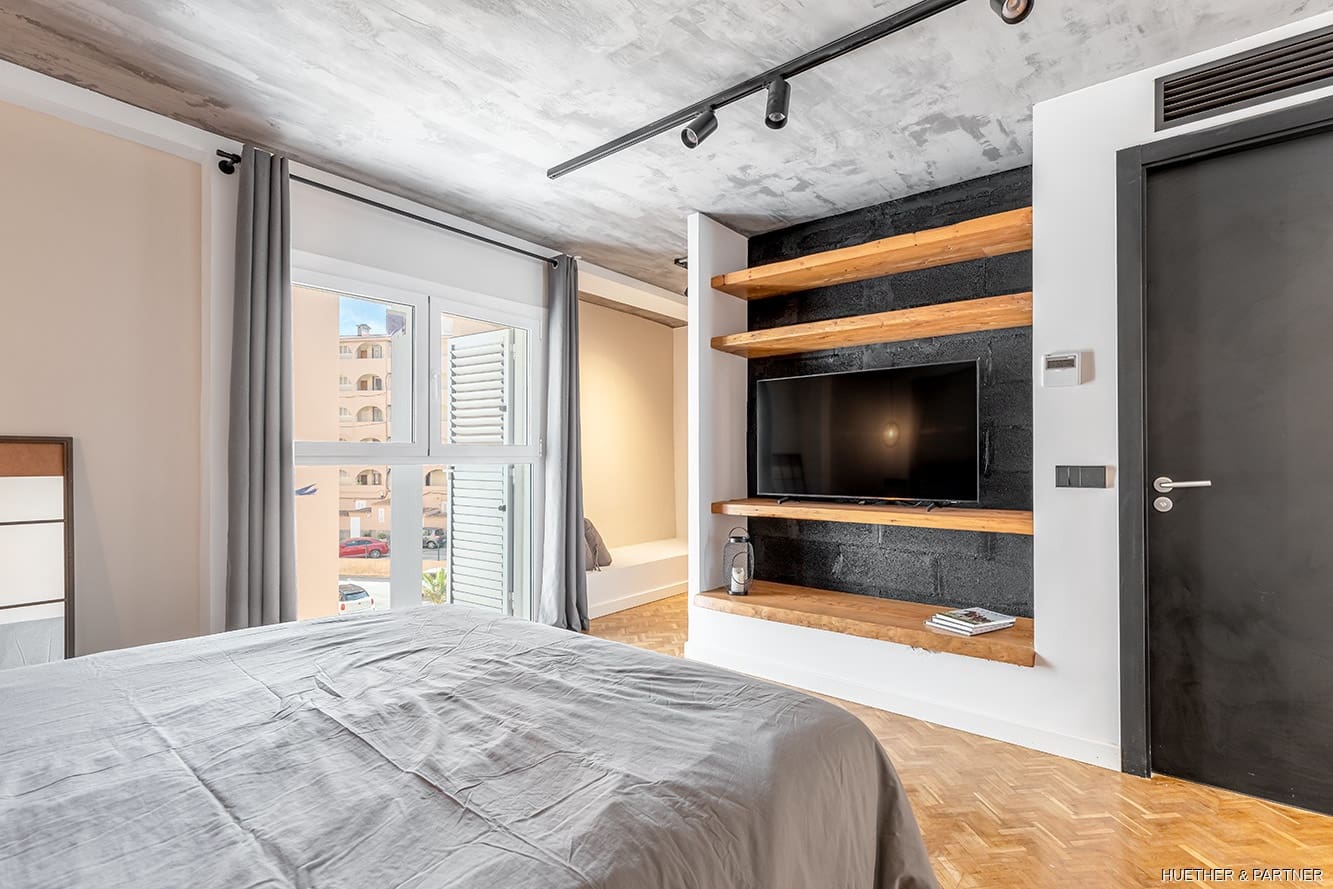 2 bedroom Flat for sale in El Toro / Port Adriano - € 1,195,000 (Ref: 9099079)