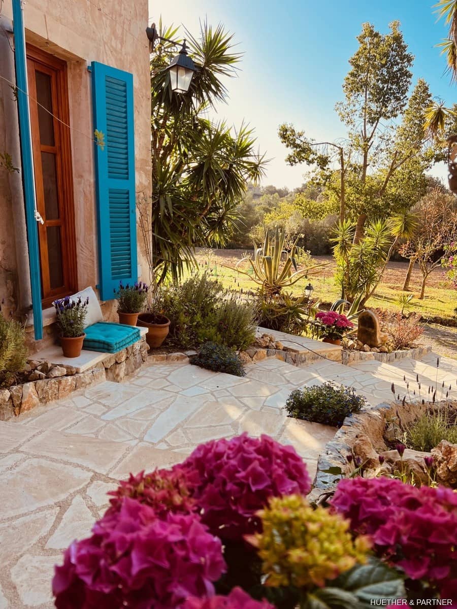 2 bedroom Finca/Country House for sale in Porreres with pool garage - € 1,300,000 (Ref: 9136273)