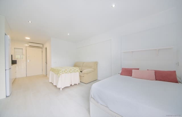 1 slaapkamer Flat te koop in Calas de Mallorca, Manacor - € 155.000 (Ref: 9156253)