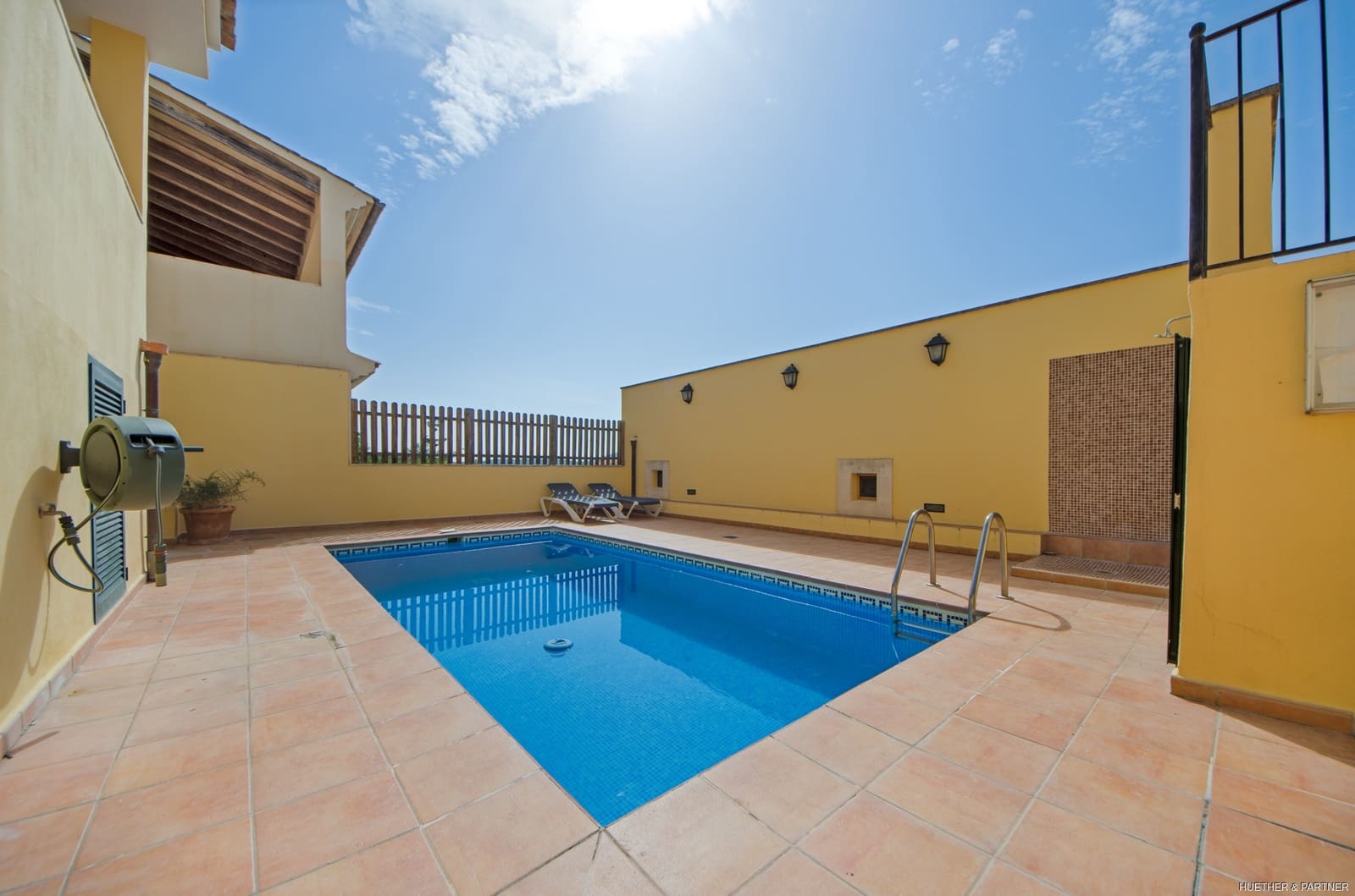 2 slaapkamer Flat te koop in Sant Joan - € 306.000 (Ref: 9170540)