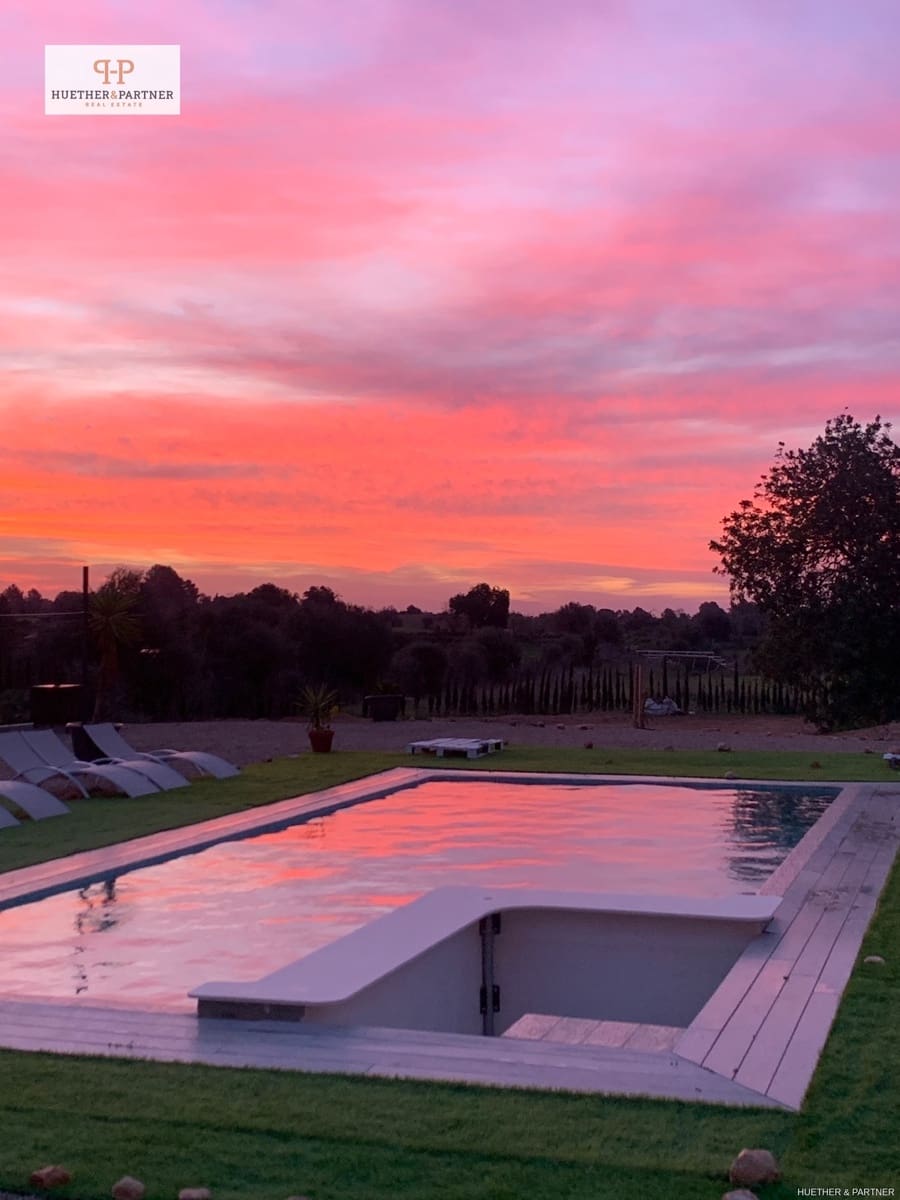 5 bedroom Finca/Country House for sale in Llucmajor - € 2,200,000 (Ref: 9180294)