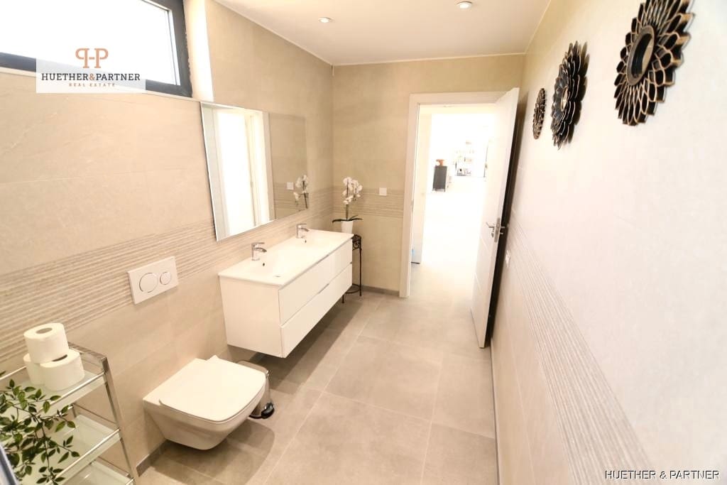 5 bedroom Finca/Country House for sale in Llucmajor - € 2,200,000 (Ref: 9180294)